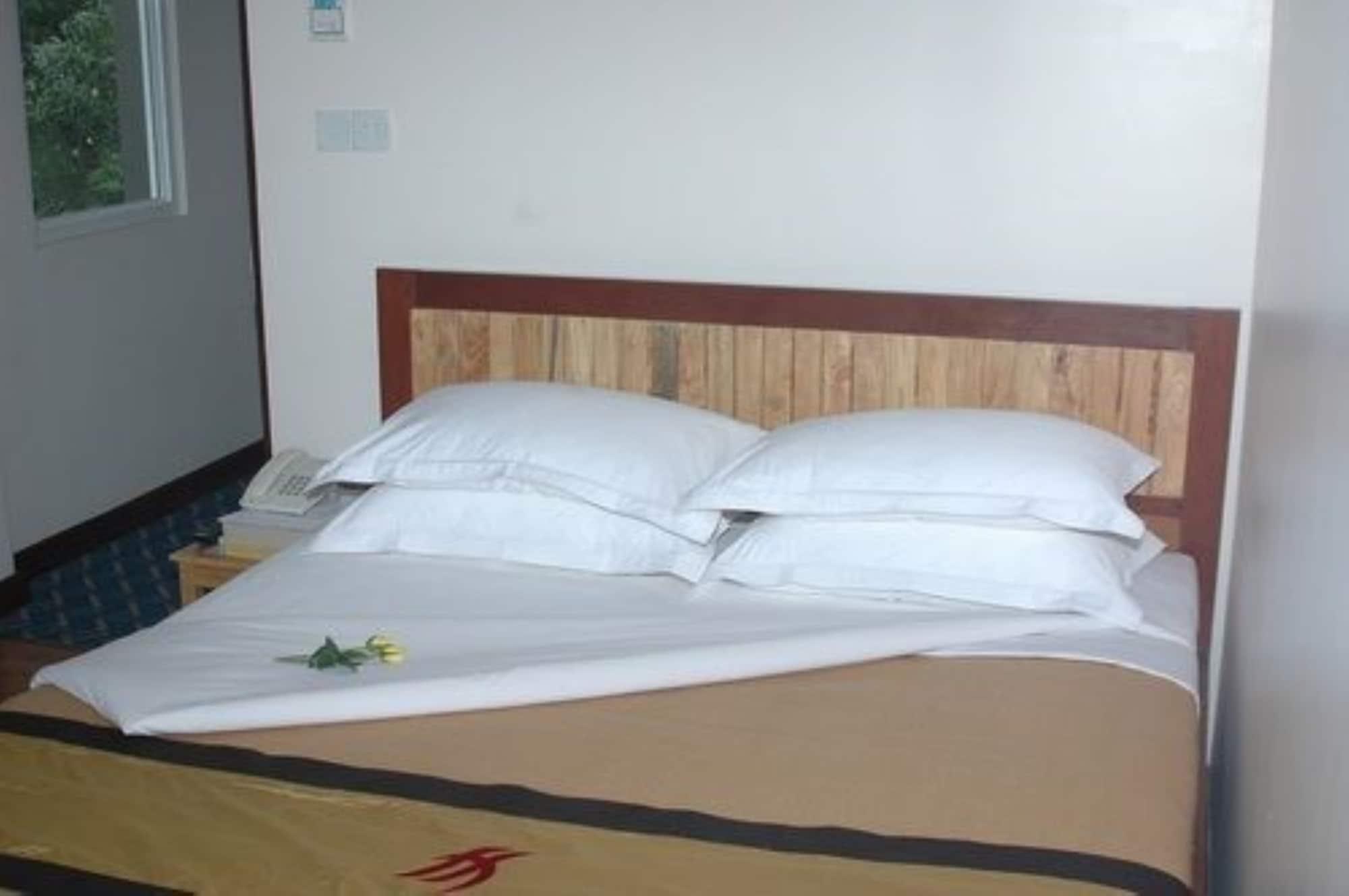 יאנגון Hotel 7 Mile מראה חיצוני תמונה