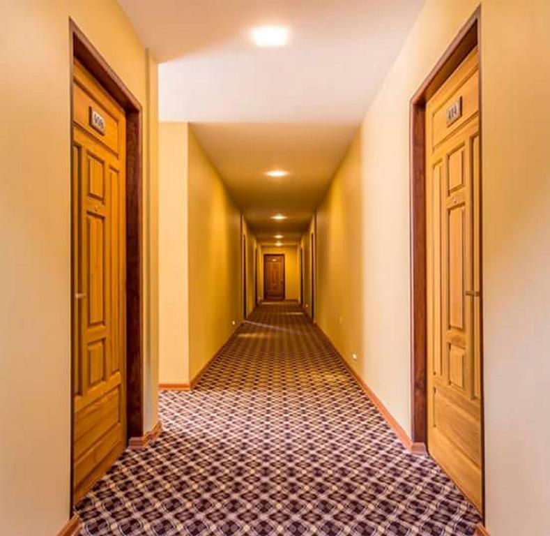 יאנגון Hotel 7 Mile מראה חיצוני תמונה