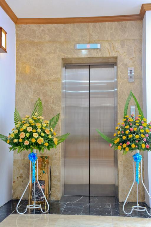 יאנגון Hotel 7 Mile מראה חיצוני תמונה