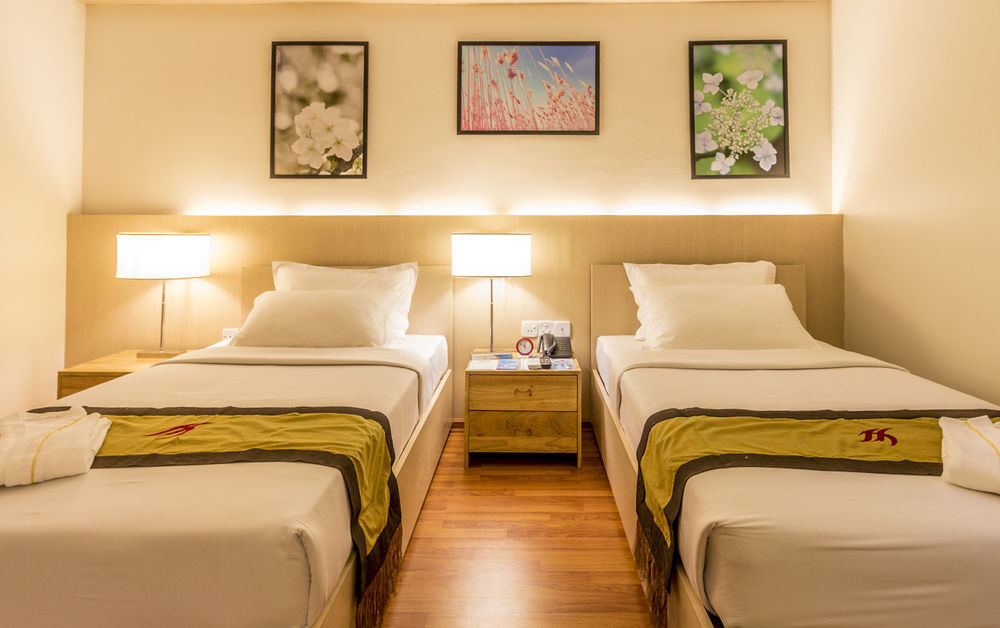 יאנגון Hotel 7 Mile מראה חיצוני תמונה